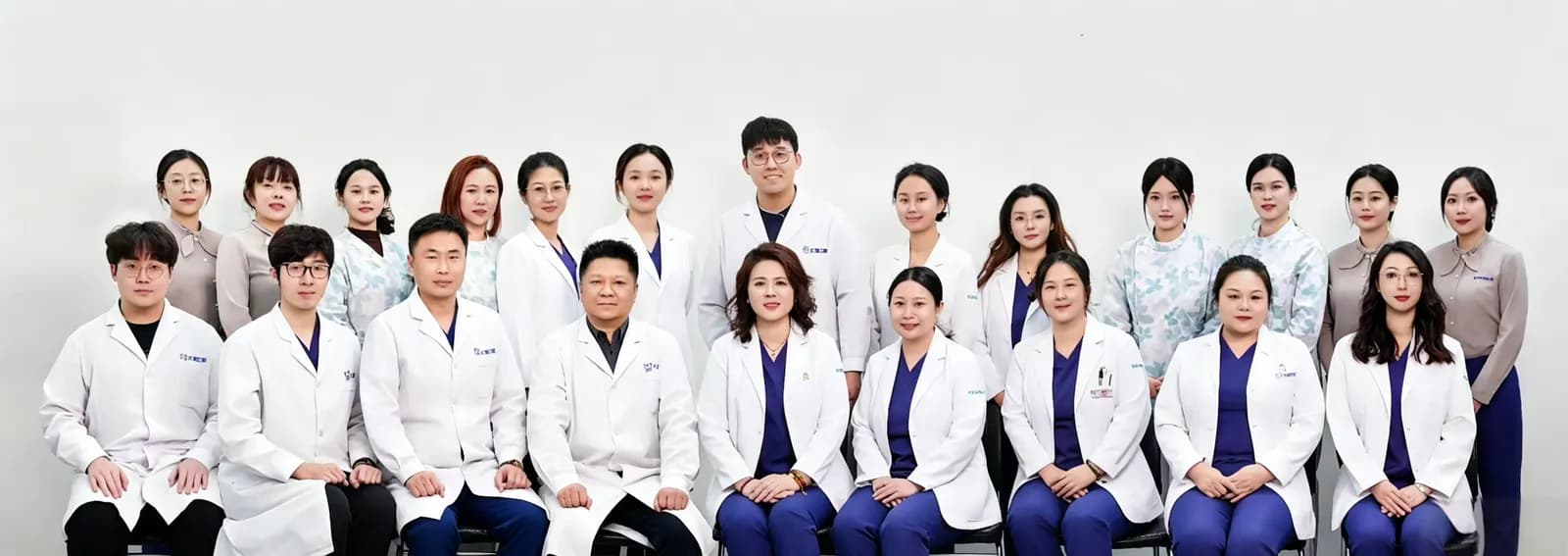 威海汇恩蓝刺猬口腔(欧乐坊总院)医护团队